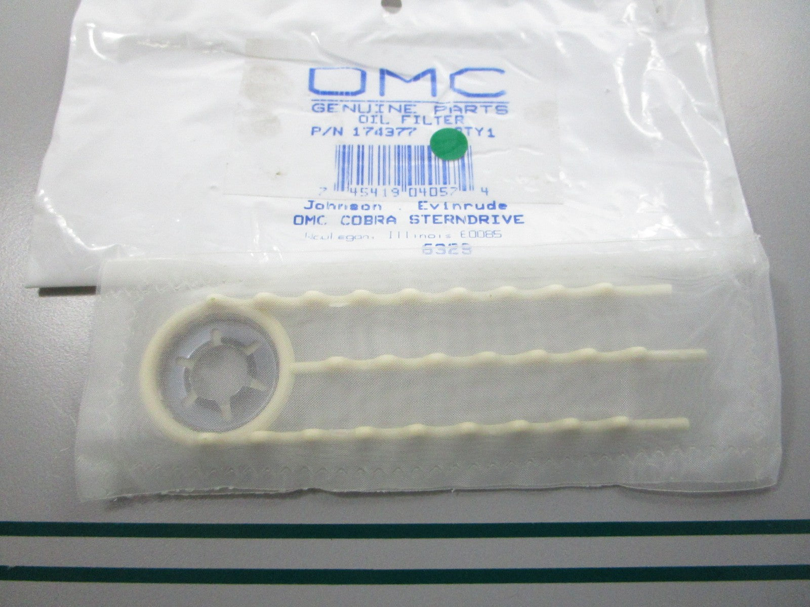 NEW OEM 174377 0174377 OMC Johnson Evinrude Oil Filter 0810