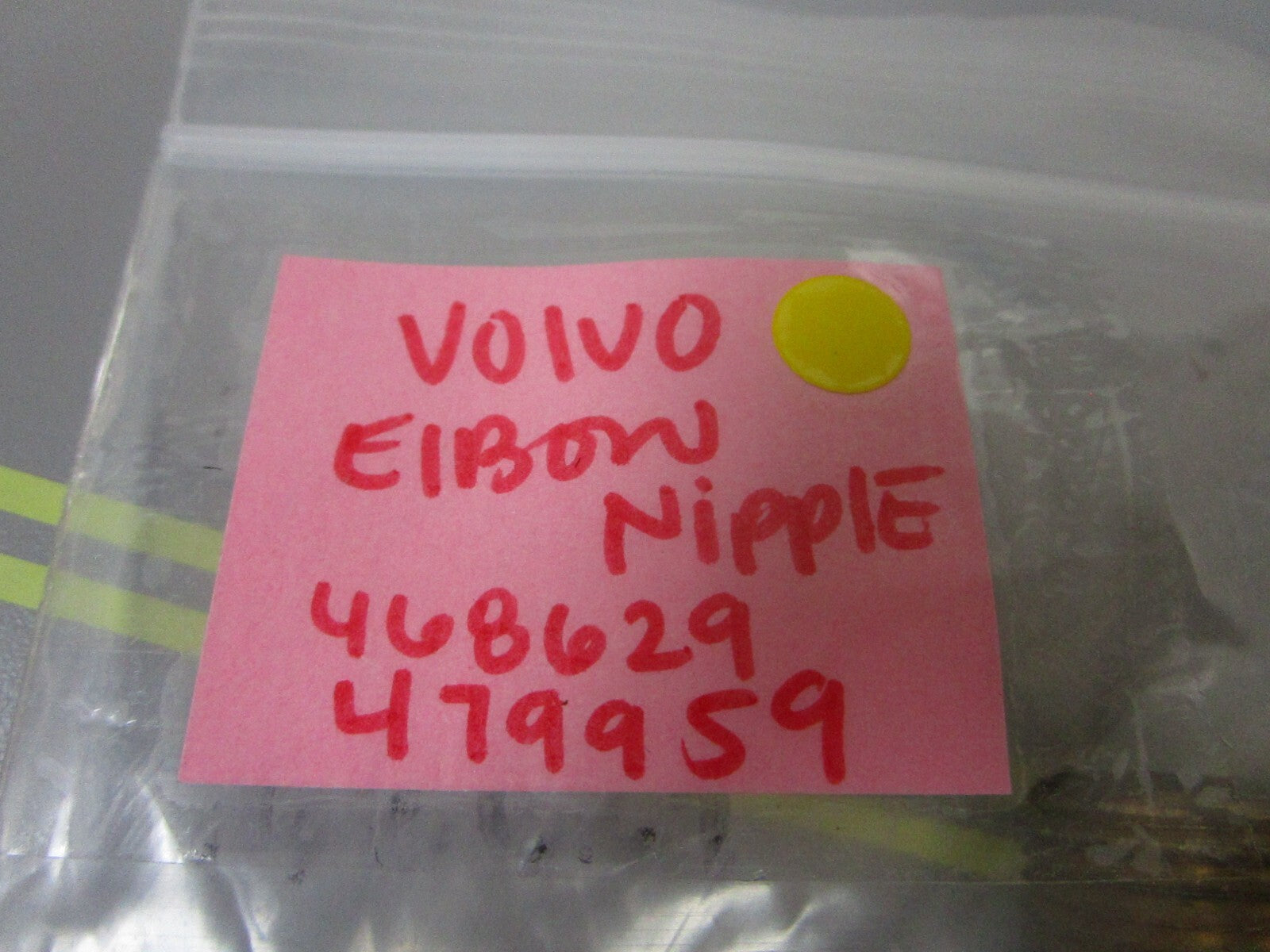 *NEW OEM* 0810 Volvo Penta Elbow Nipple 468629 479959