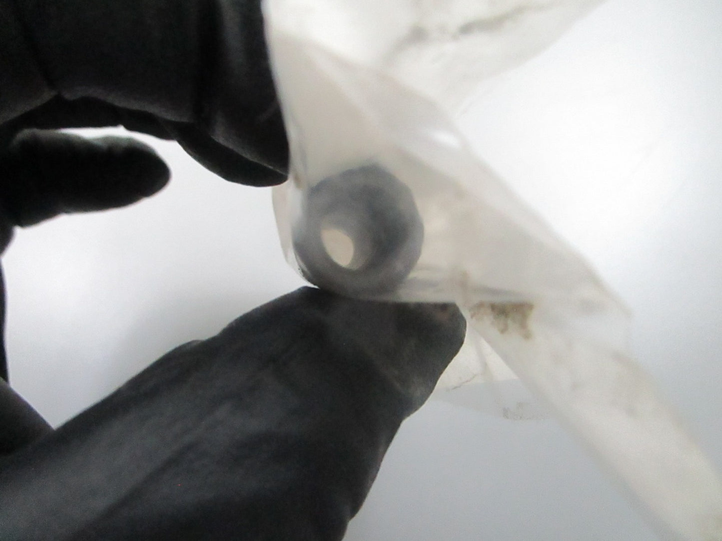 *NEW OEM* 0810 OMC Johnson Evinrude Wrist Pin 325296 0325296