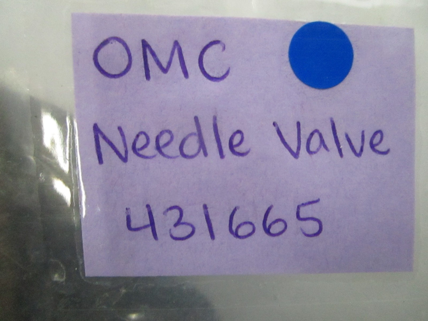 *NEW OEM* 0810 OMC Johnson Evinrude Needle Valve 431665 0431665
