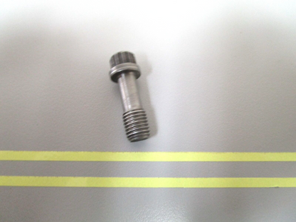 *NEW OEM* 0750 Mercury Quicksilver SCREW 10-763491