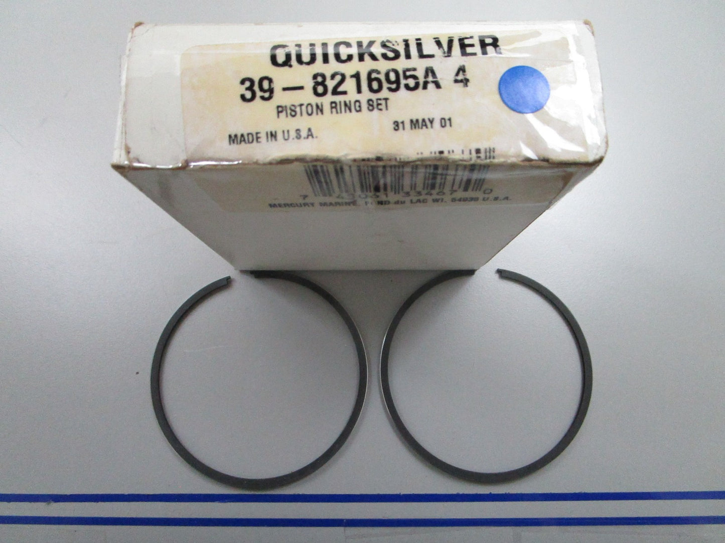 *NEW OEM* 0810 Mercury Quicksilver Piston Ring Set 39-821695A 4