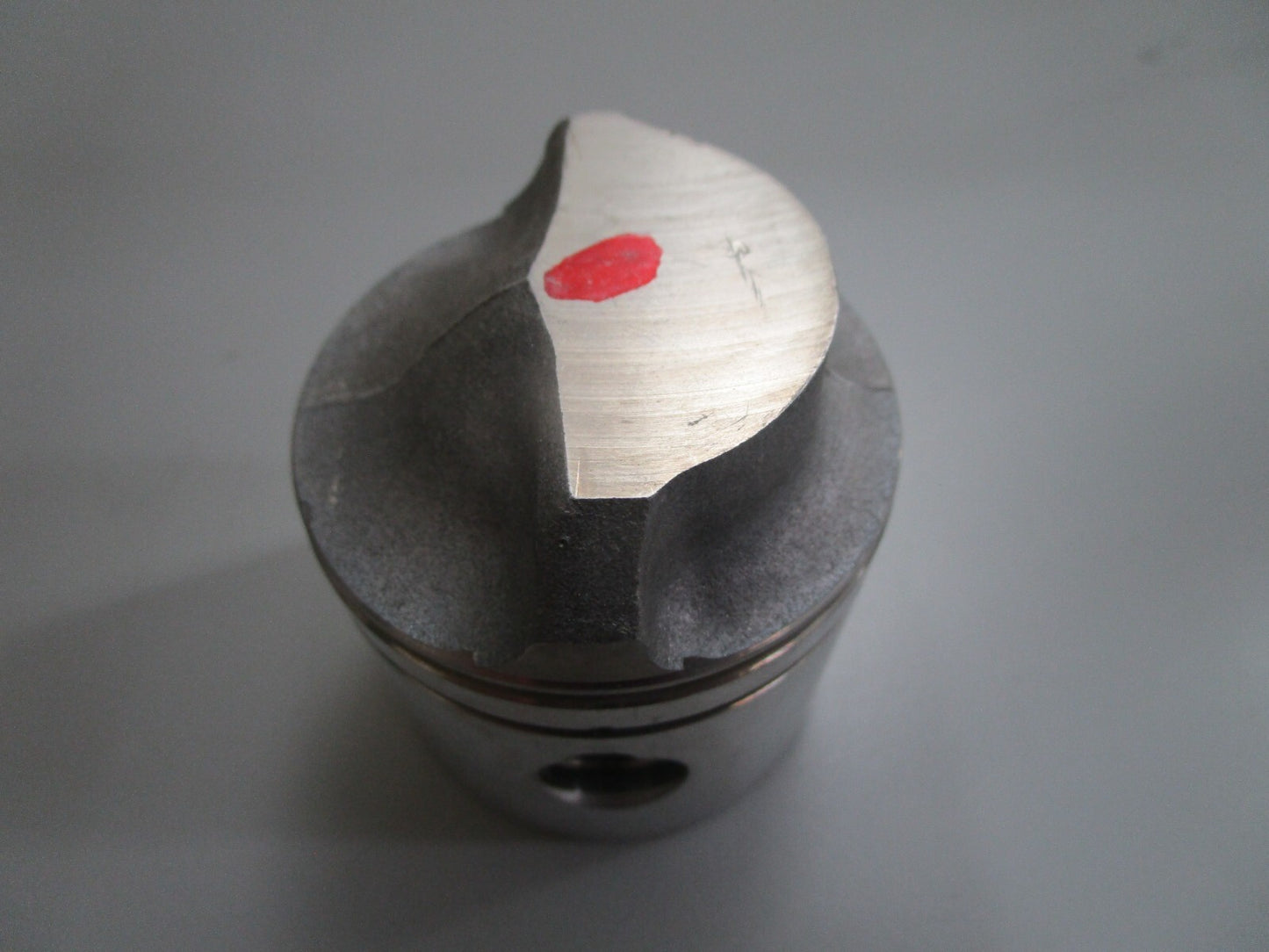 *NEW OEM* 0810 OMC Johnson Evinrude Piston 397487 0397487