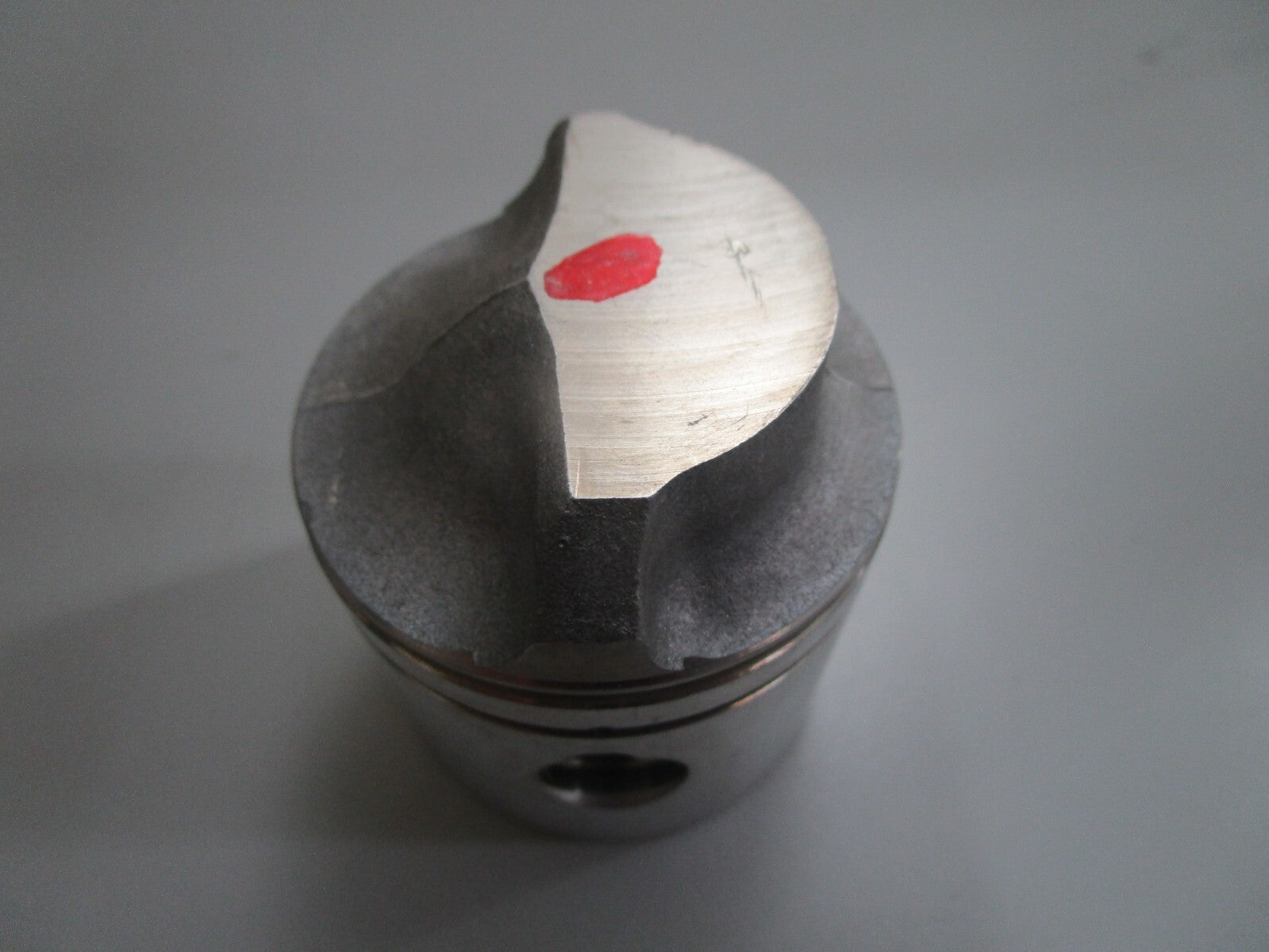 *NEW OEM* 0810 OMC Johnson Evinrude Piston 397487 0397487