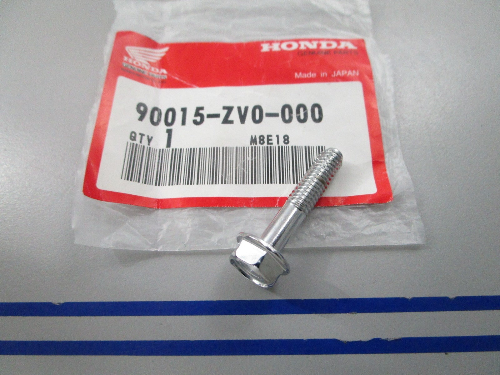 NEW OEM 90015-ZV0-000 Honda Flange Bolt 0810
