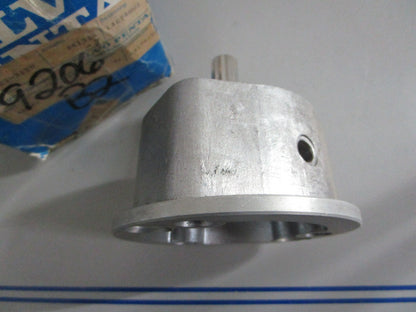 *NEW OEM* 0820 Volvo Penta Bearing Housing 841314