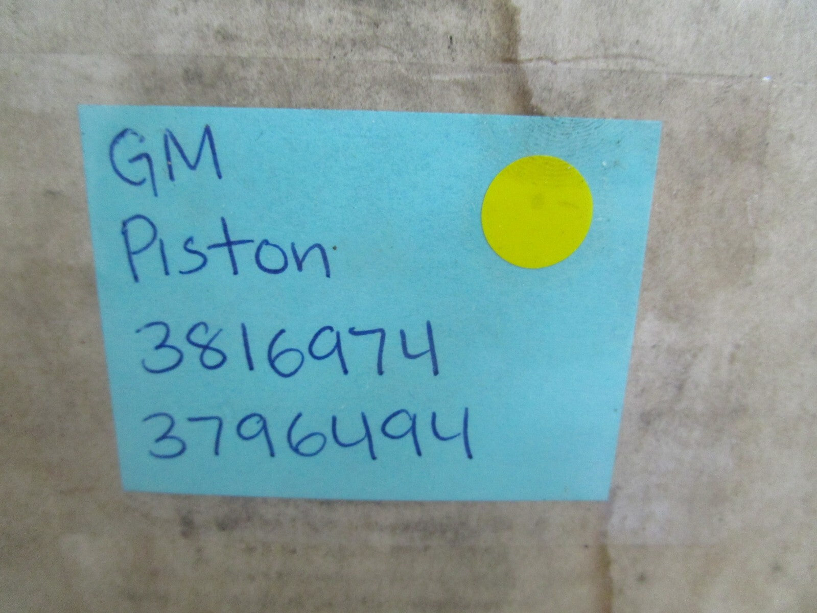 *NEW OEM* 0820 GM Piston 3816974 3796494