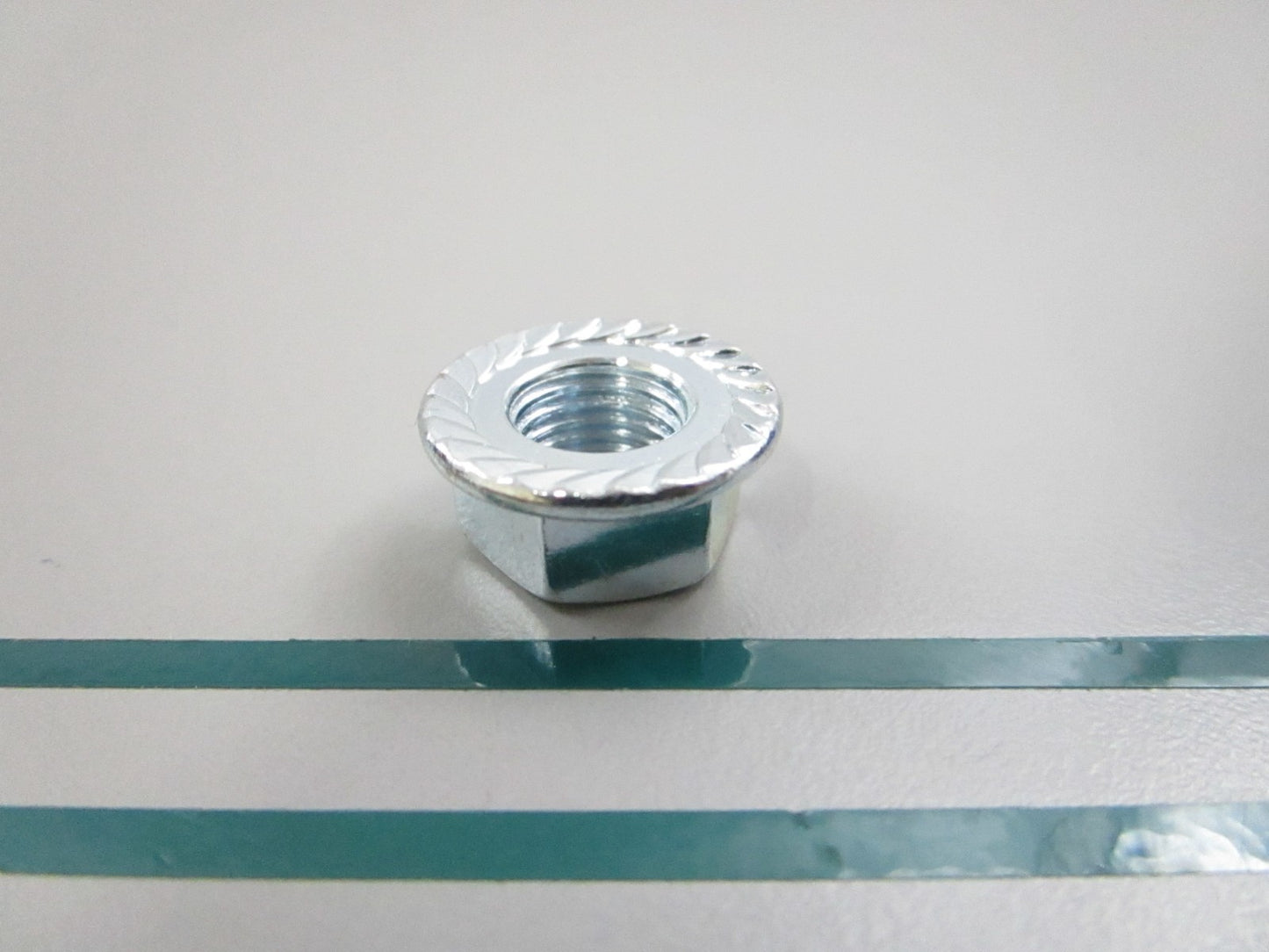 Whirlpool NEW OEM Trash Compactor Roller Wheel Lock Nut WP776356 NOS 0810