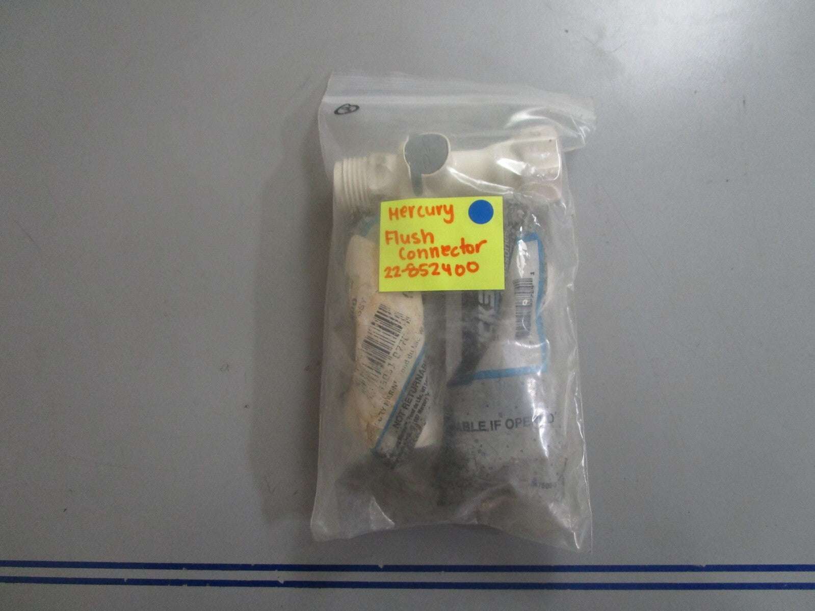 *NEW OEM* 0810 Mercury Quicksilver Flush Connector 22-852400