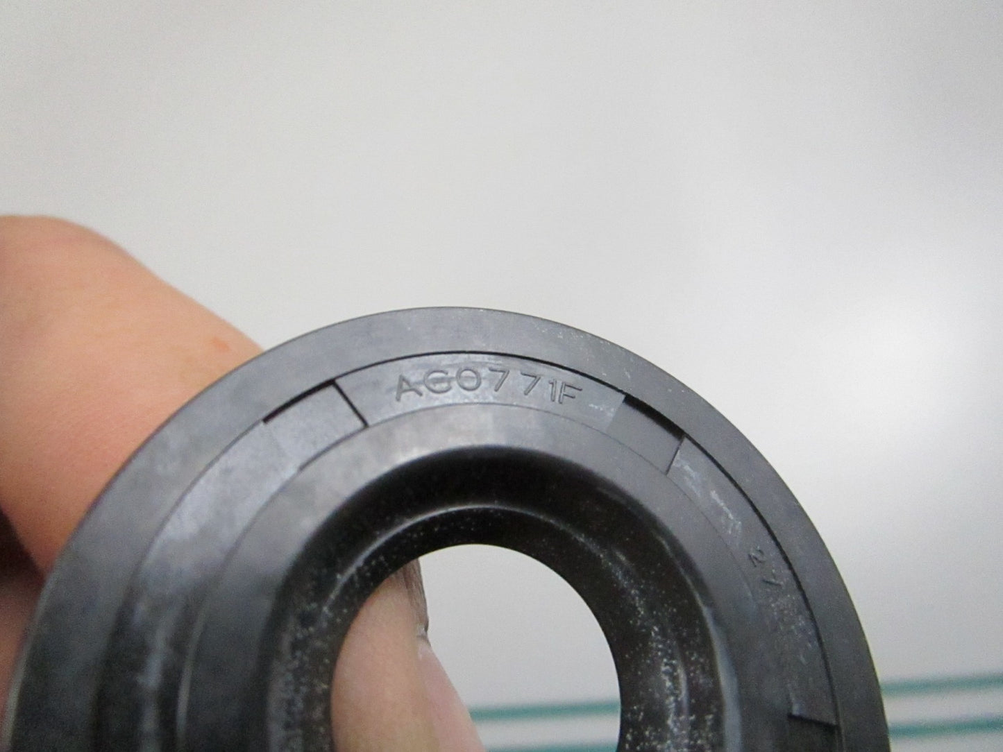 NEW OEM 3F0-00122-0 3F0001220 Tohatsu Oil Seal 0810