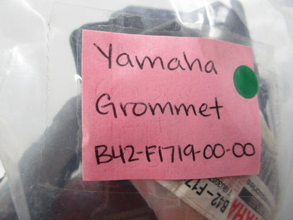 NEW OEM B42-F1719-00-00 Yamaha Grommet 0810