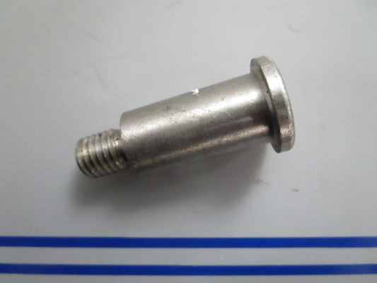 *NEW OEM* 0820 Volvo Penta Shoulder Screw 852751