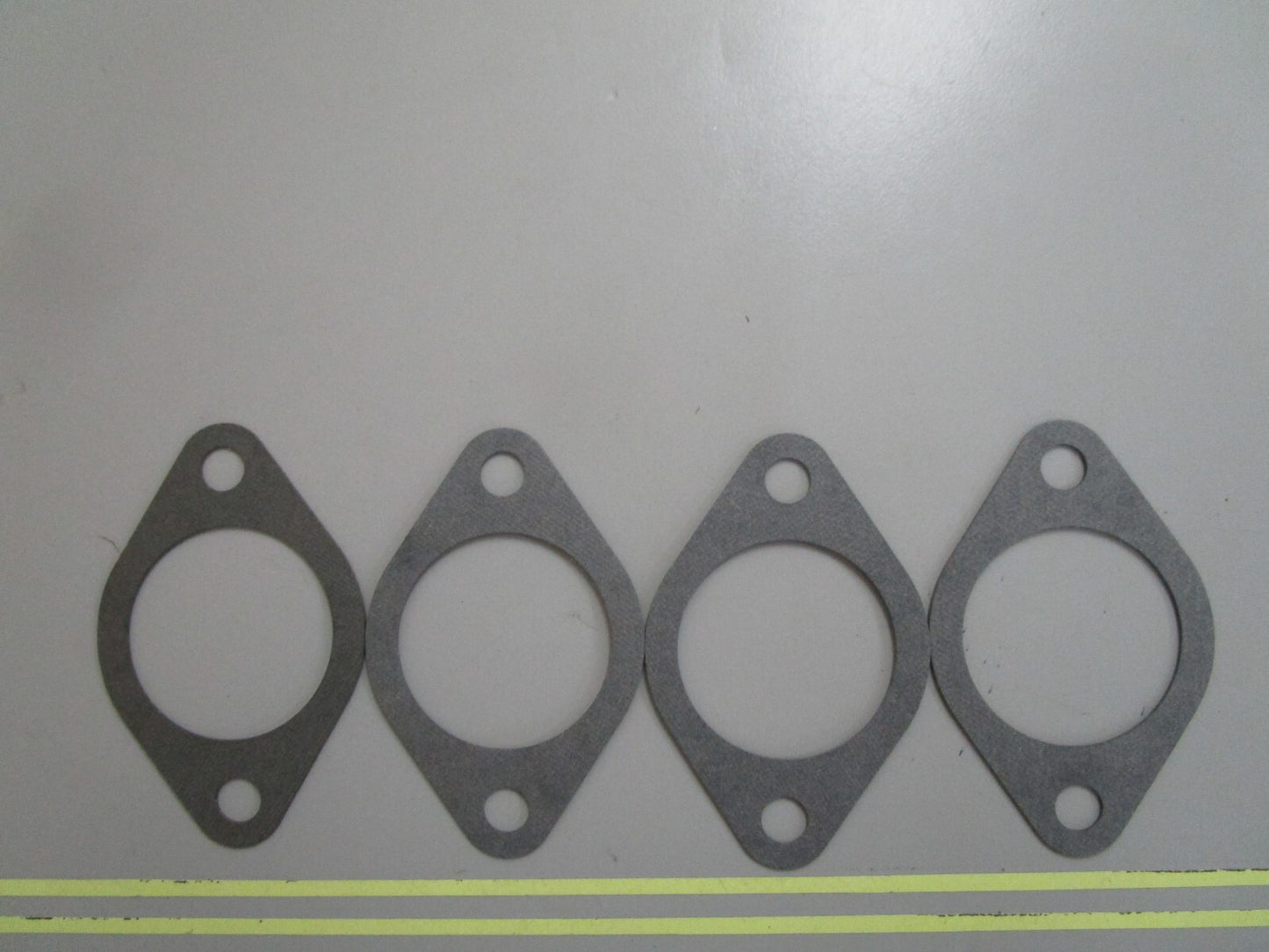*NEW OEM* (LOT OF 4) 0810 OMC Johnson Evinrude Gasket 325092 0325092