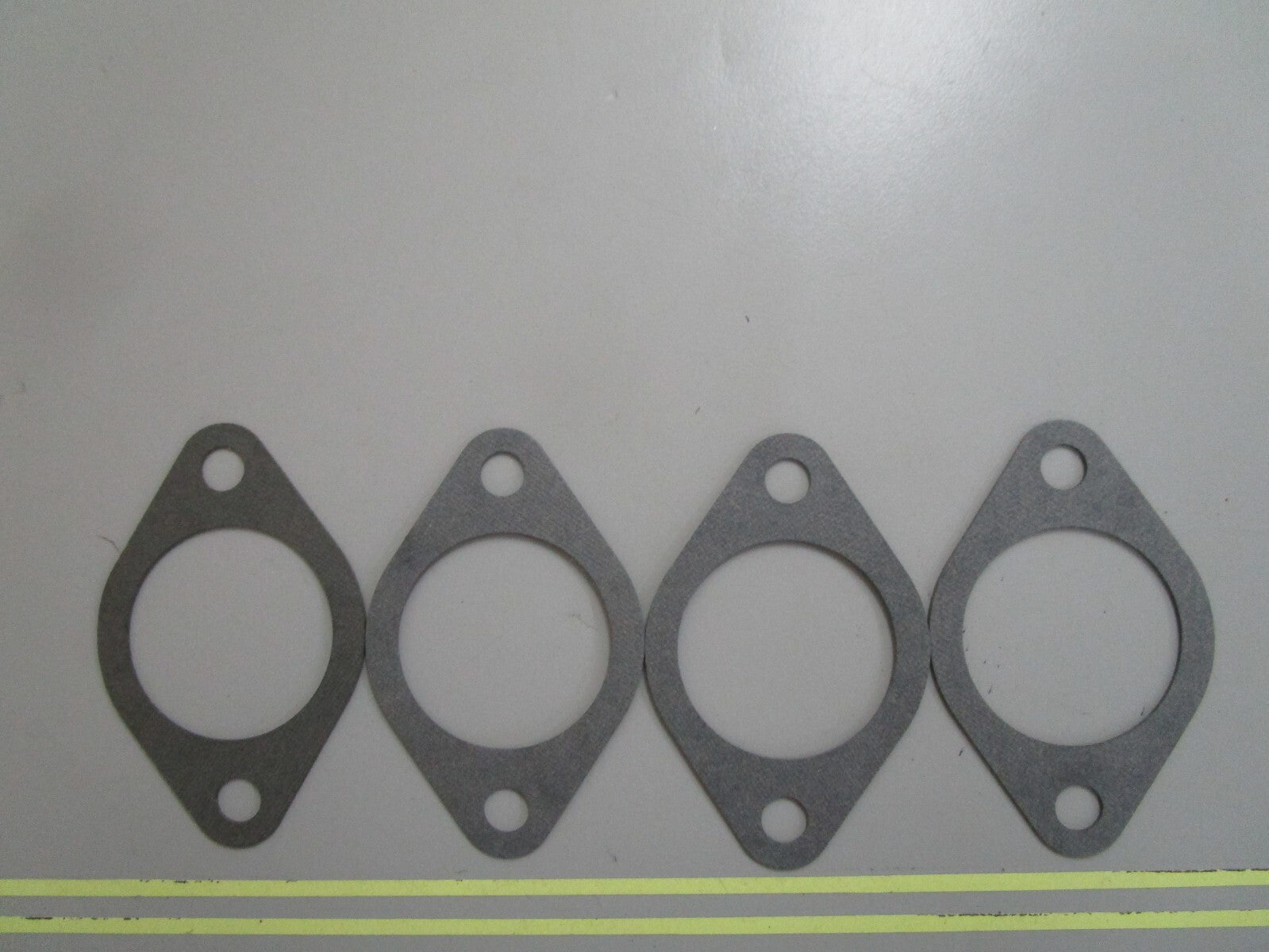 *NEW OEM* (LOT OF 4) 0810 OMC Johnson Evinrude Gasket 325092 0325092