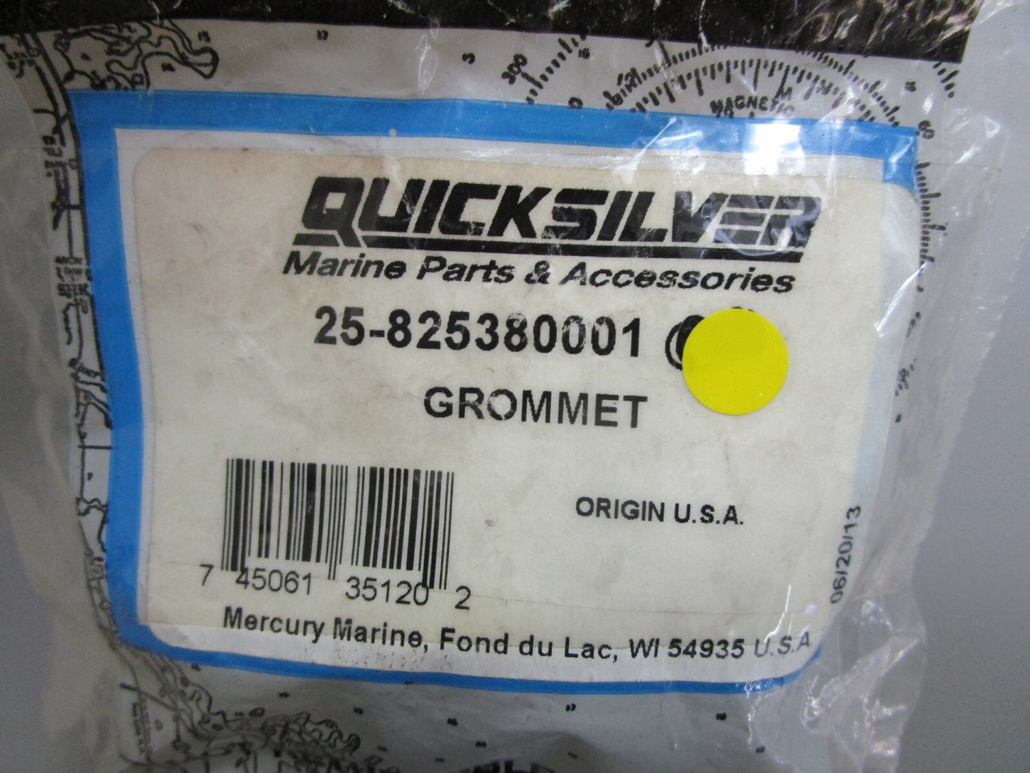 *NEW OEM* (LOT OF 2) 0810 Mercury Quicksilver Grommet 25-825380001