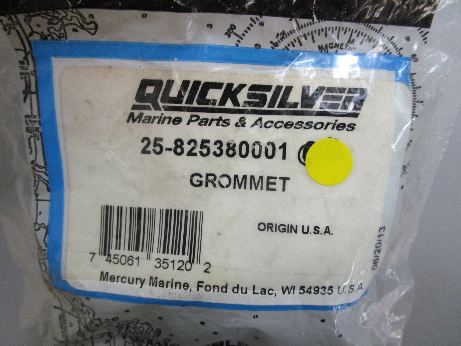 *NEW OEM* (LOT OF 2) 0810 Mercury Quicksilver Grommet 25-825380001