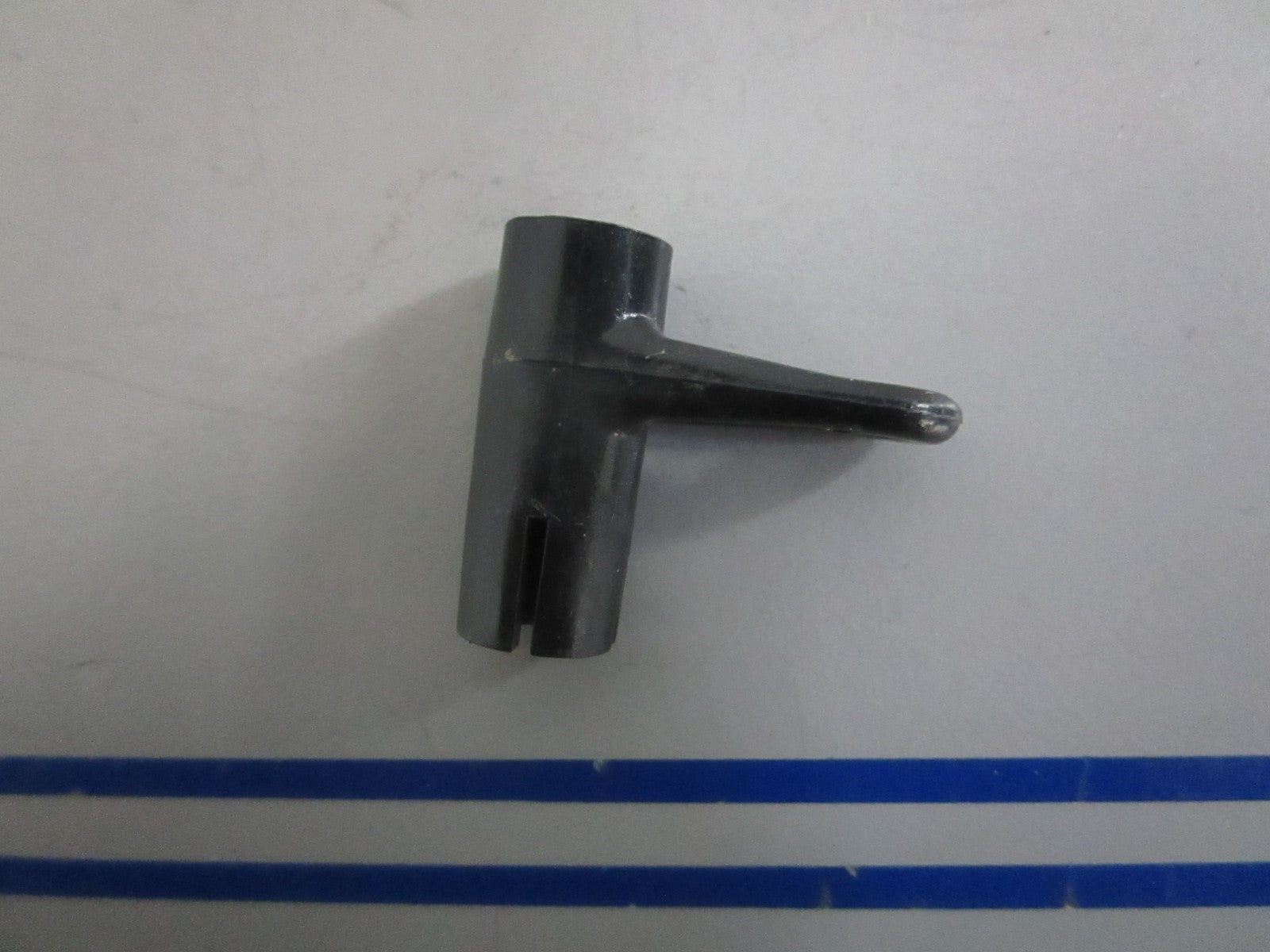 NEW OEM 316144 0316144 OMC Johnson Evinrude Adjust Arm 0820