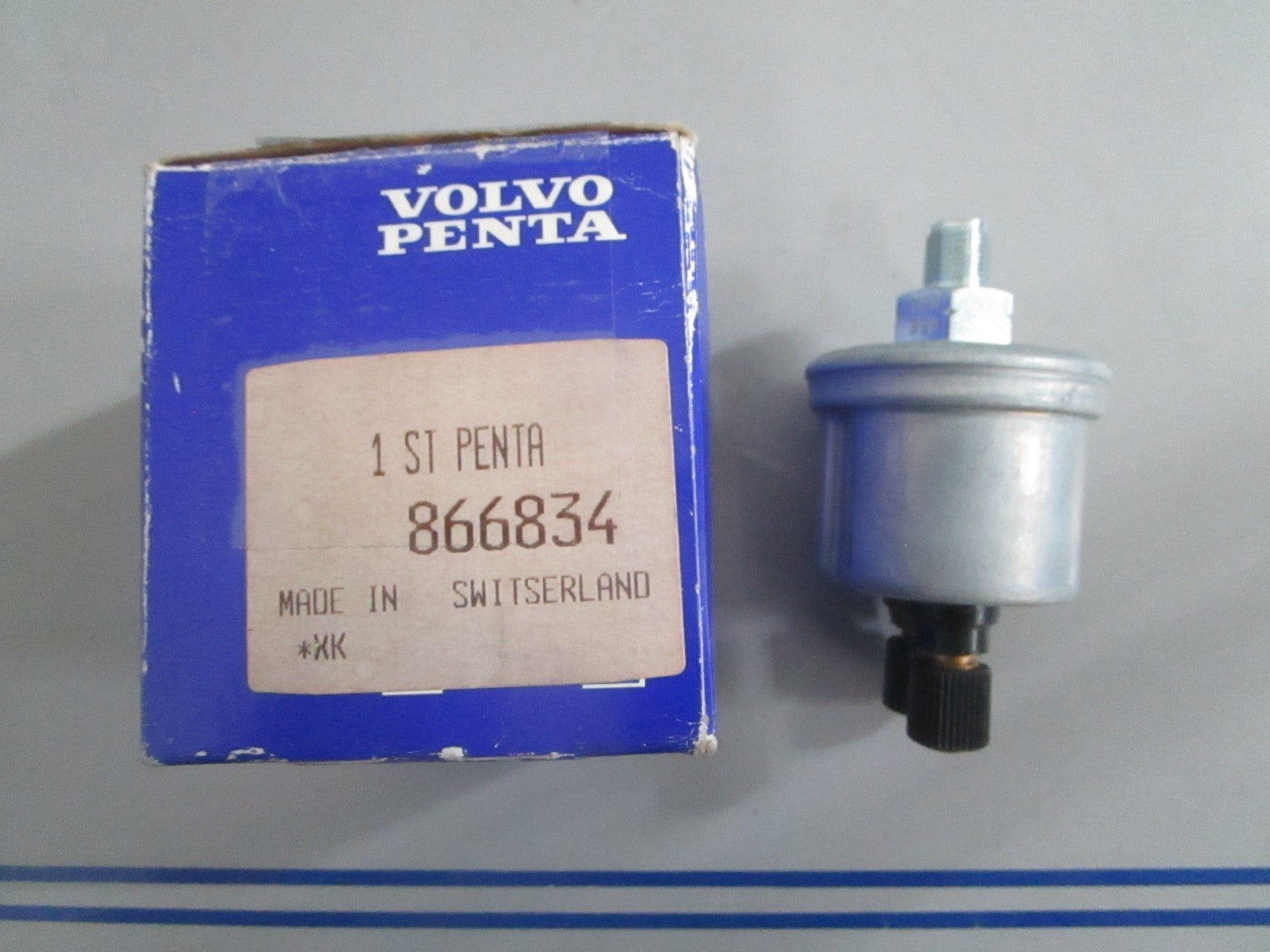 *NEW OEM* 0820 Volvo Penta Oil Pressure Sensor 866834