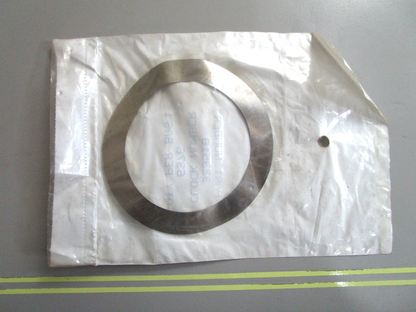 *NEW OEM* 0750 OMC Johnson Evinrude FORWARD GEAR SHIM 323519 0323519