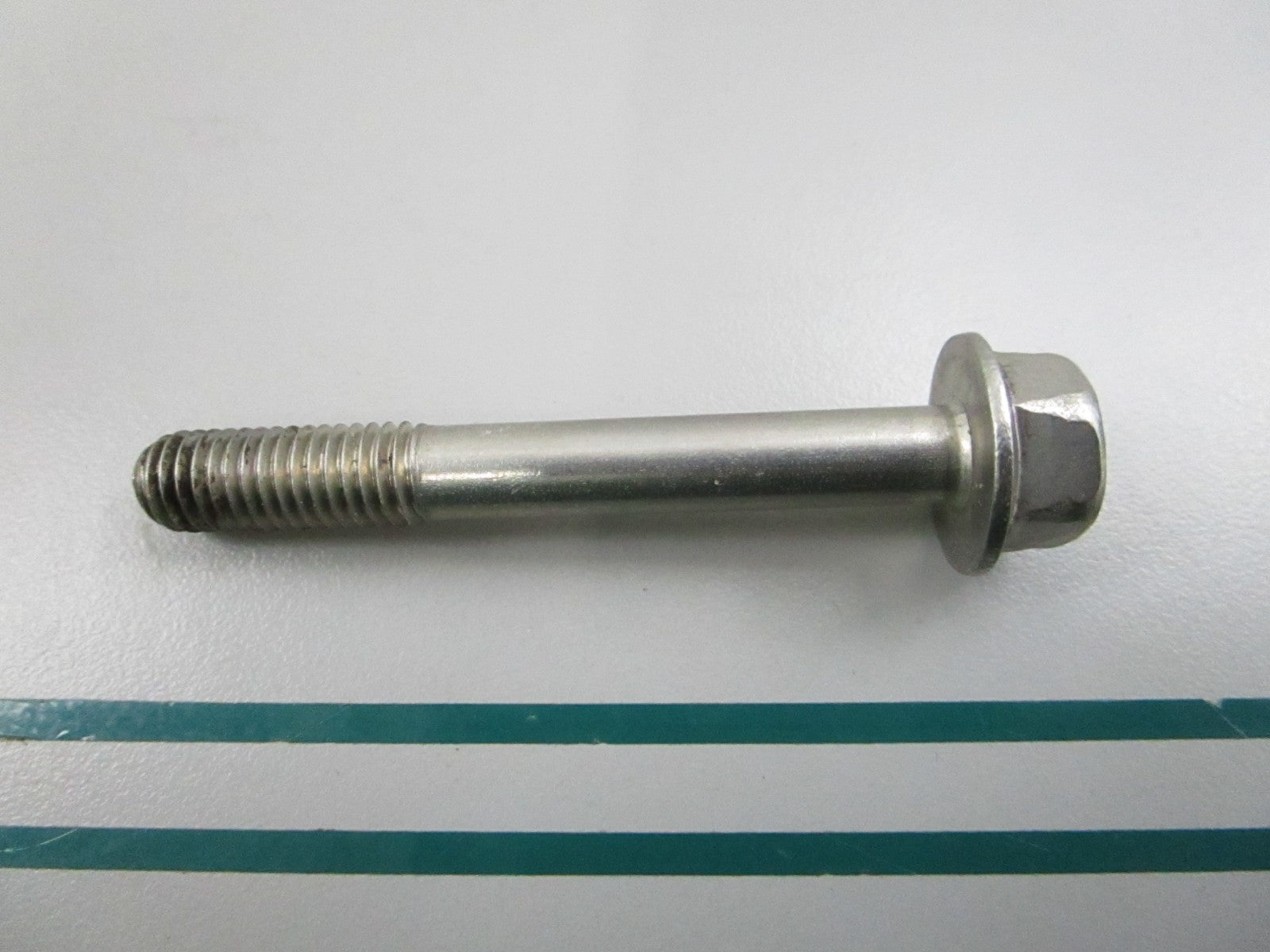 NEW OEM 872545 Volvo Penta Lock Screw 0810