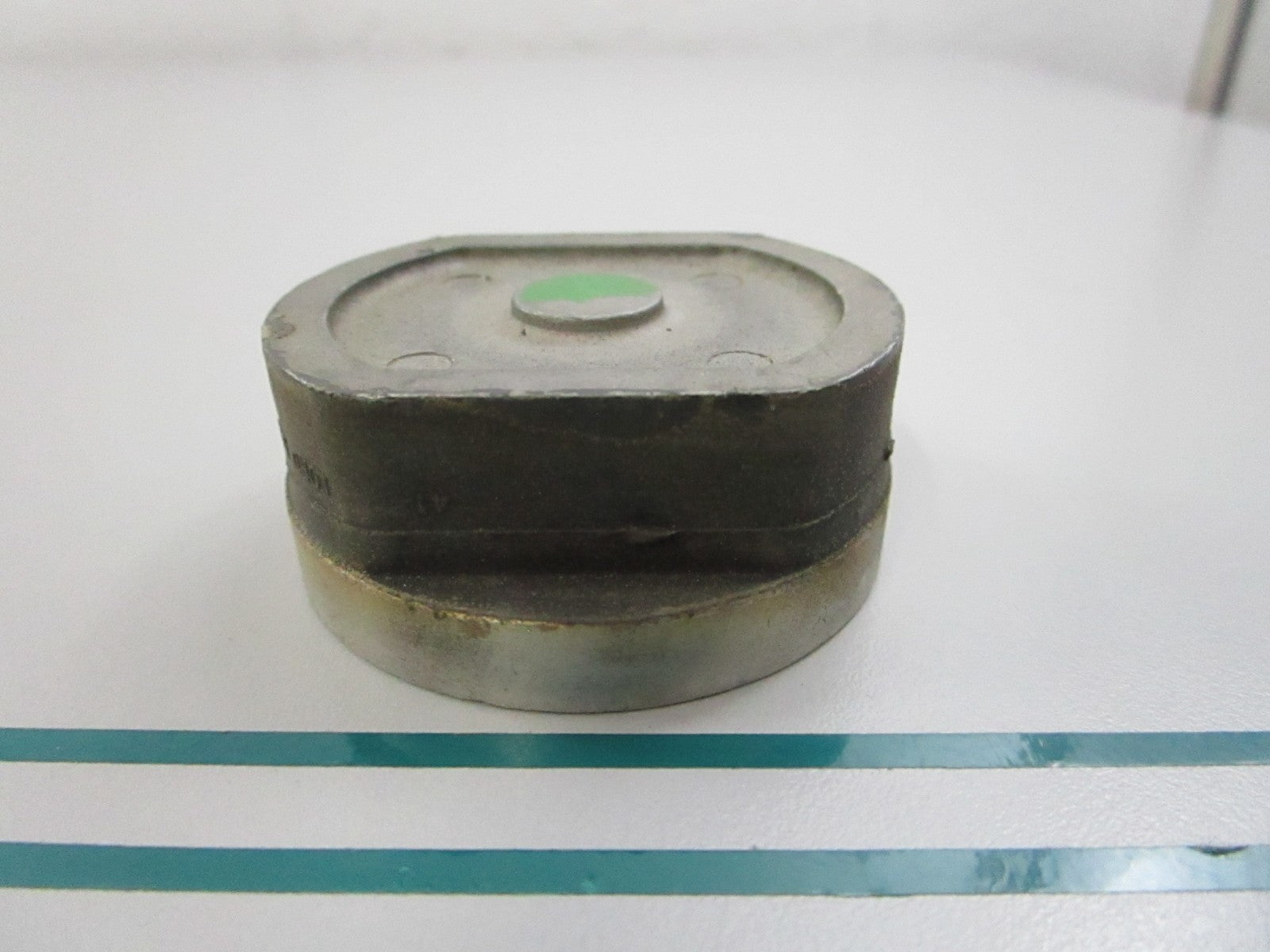 NEW OEM 33976 Mercury Quicksilver Rubber Mount 0810