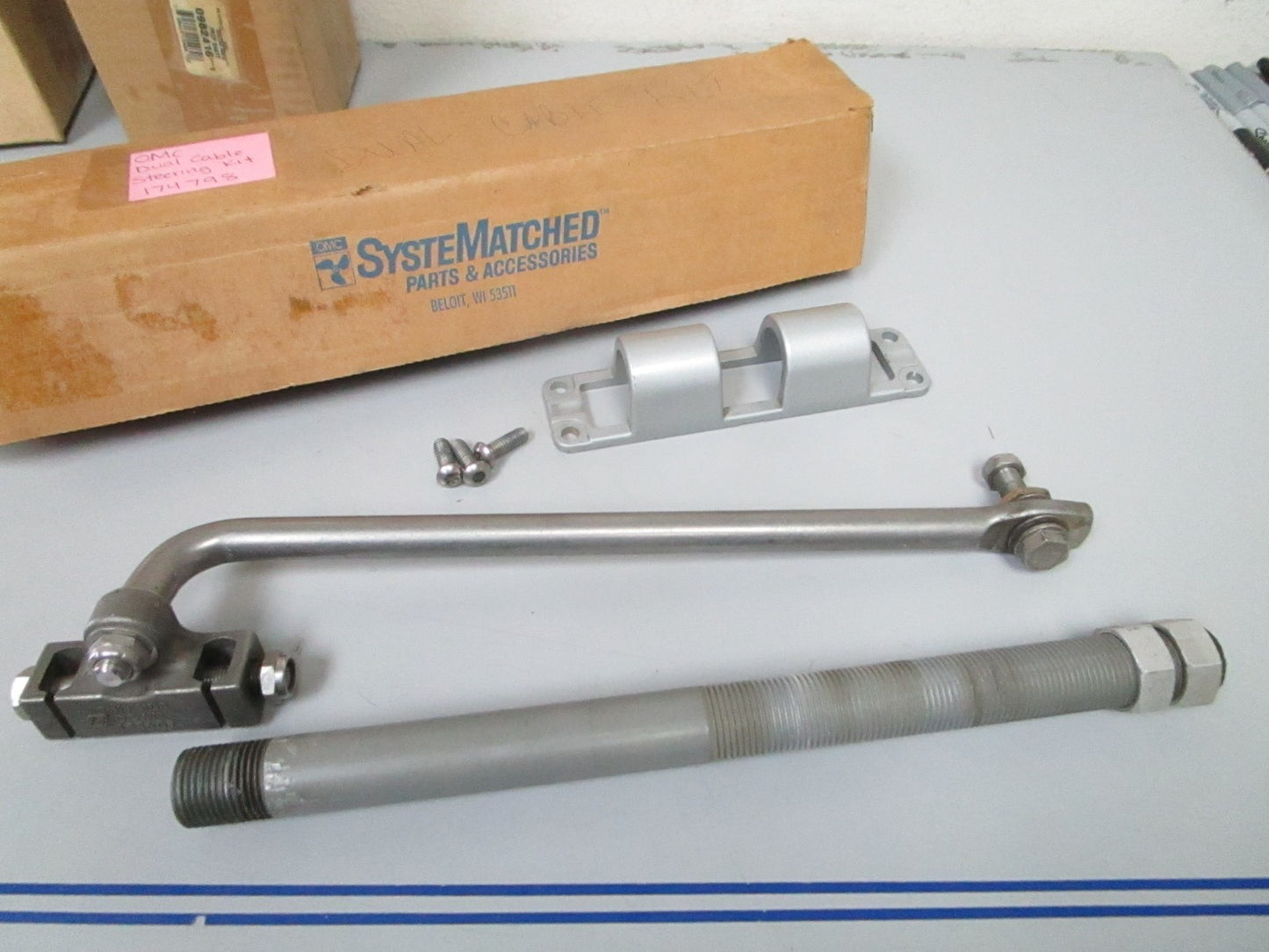 *NEW OEM* 0820 OMC Johnson Evinrude Dual Cable Steering Kit 174798 0174798