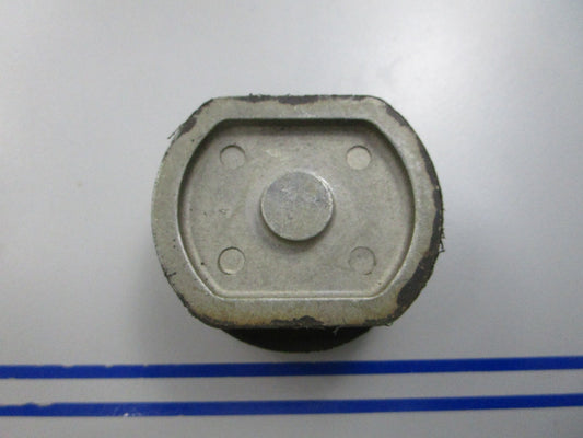 NEW OEM 28281 Mercury Quicksilver Mount 0810