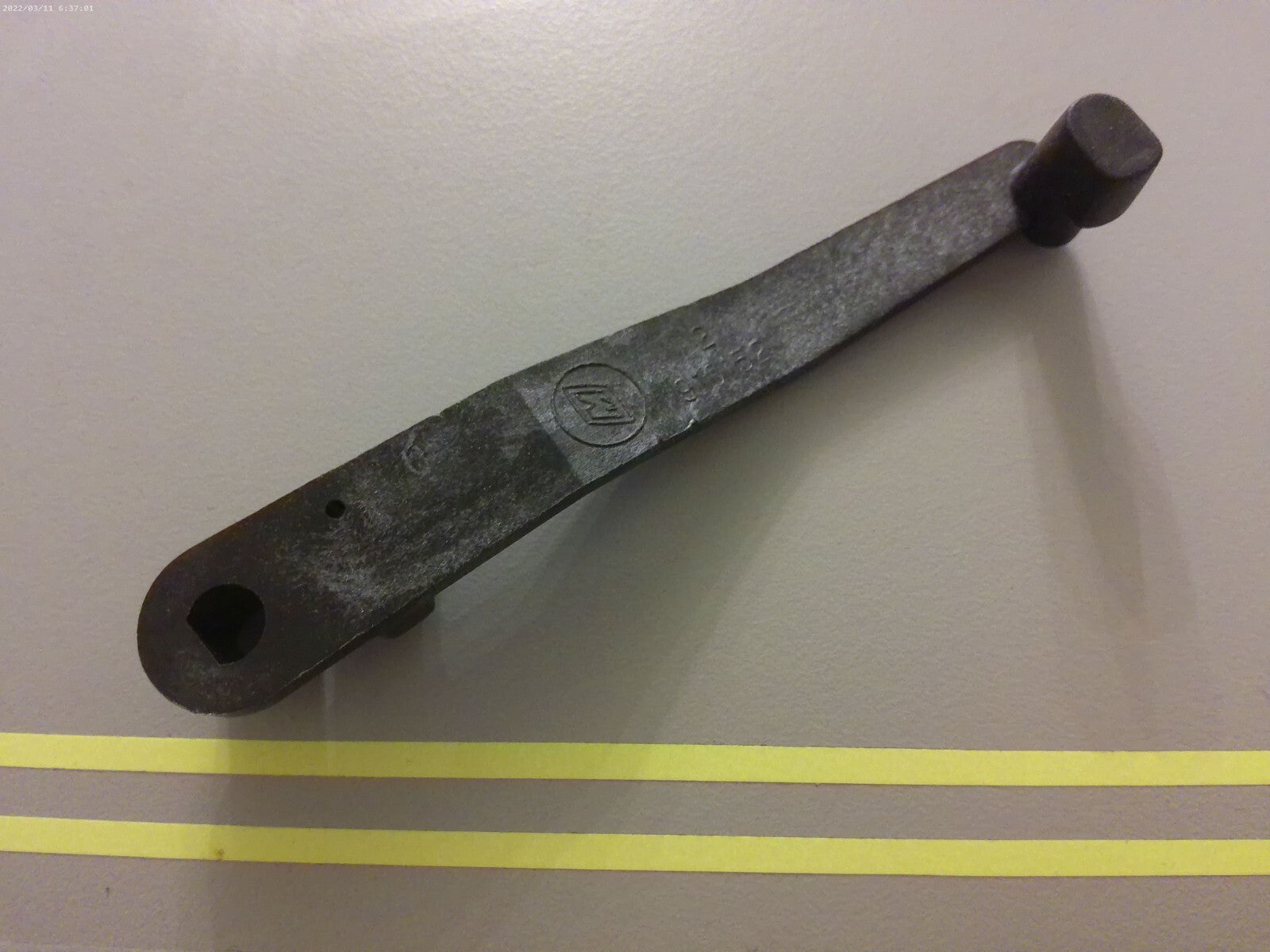 *NEW OEM* 0810 OMC Johnson Evinrude Arm 910152 0910152