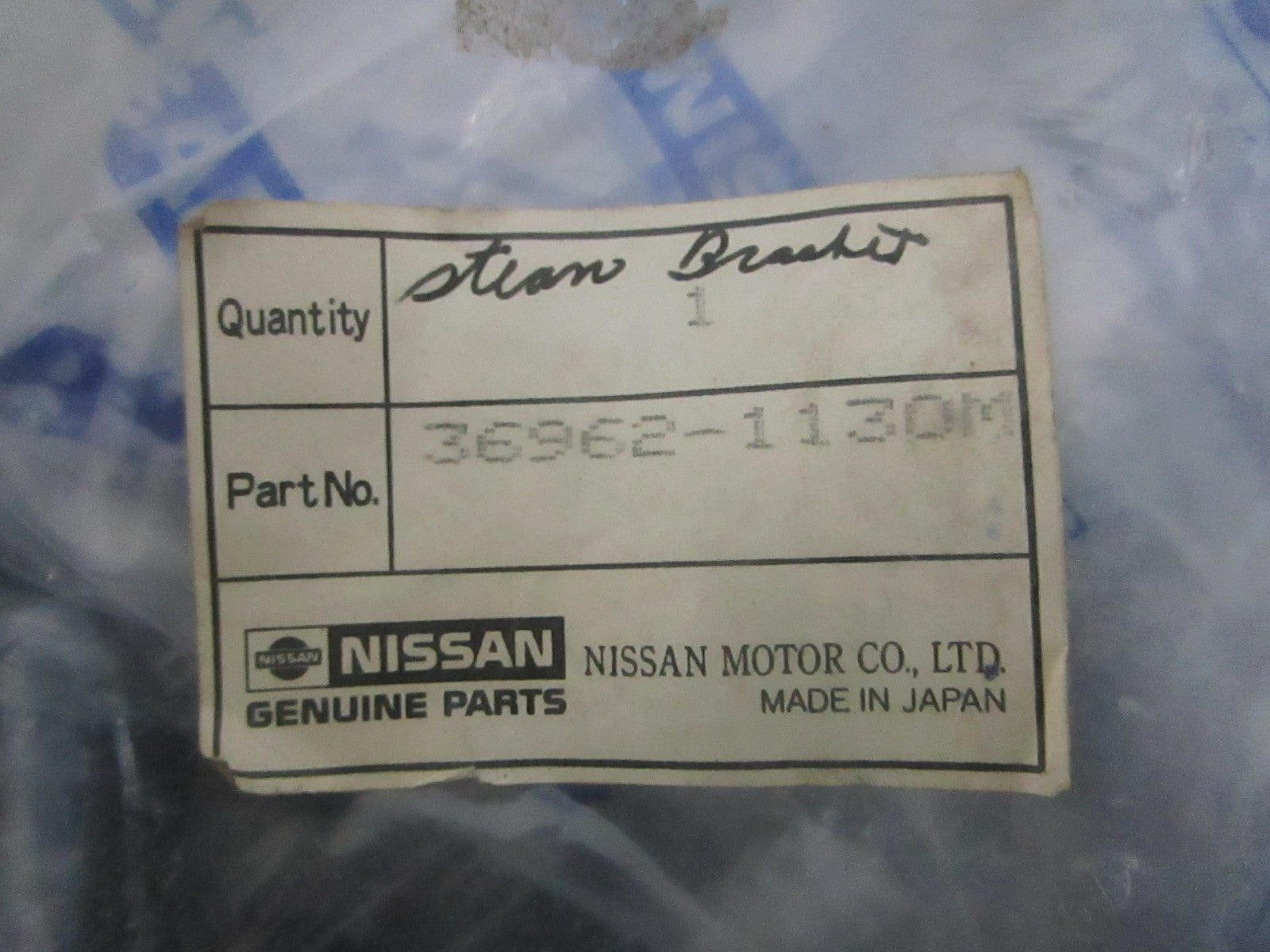 NEW OEM 36962-1130M Tohatsu Left Clamp Bracket 0820