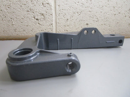*NEW OEM* 0820 Yamaha Clamp Bracket 68T-43111-02-4D