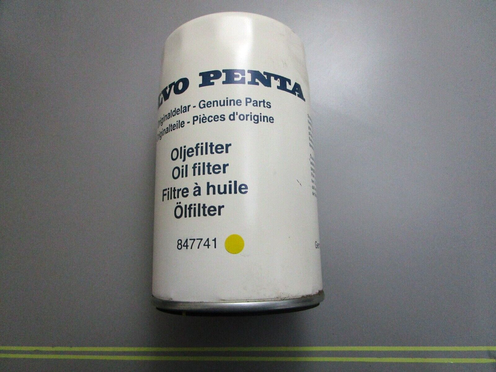*NEW OEM* 0810 Volvo Penta Oil Filter 847741