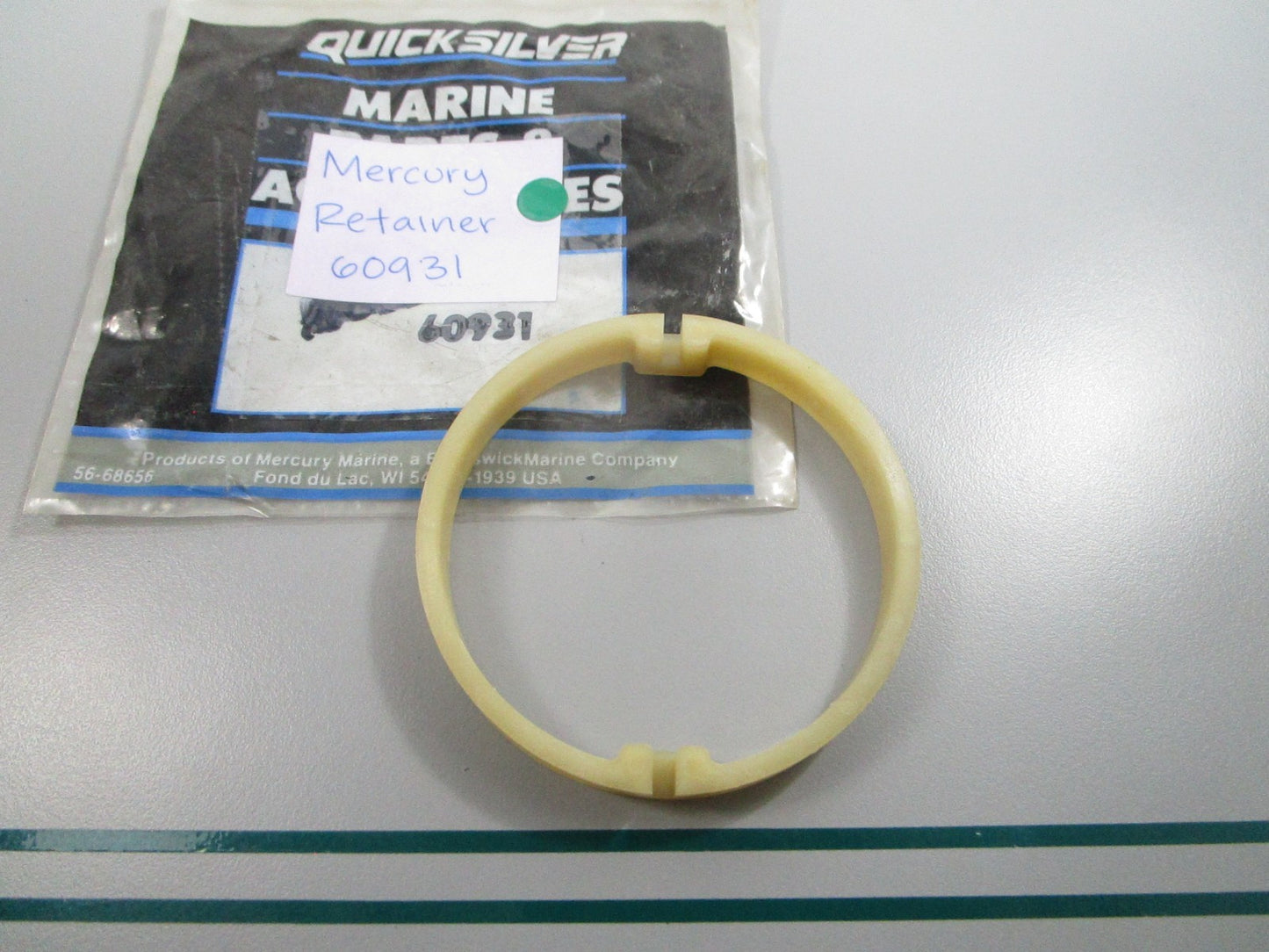 NEW OEM 60931 Mercury Quicksilver Retainer 0810