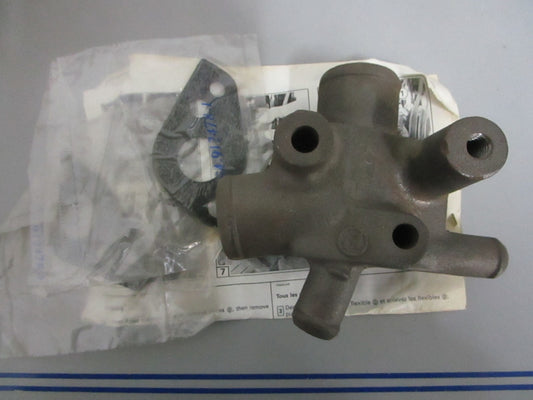 NEW OEM 986521 0986521 OMC Johnson Evinrude Thermostat Housing Kit 0820