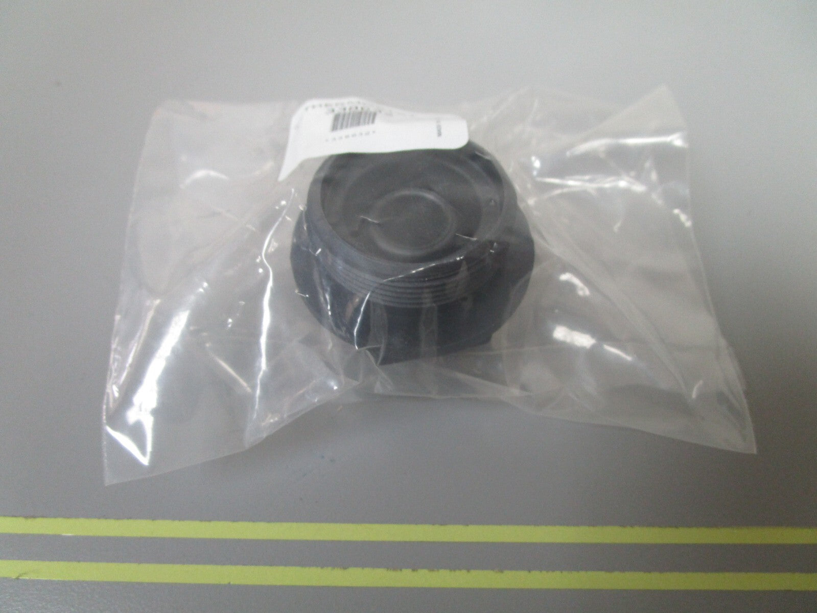 *NEW OEM* 0810 OMC Johnson Evinrude Thermostat Cover 338632 0338632