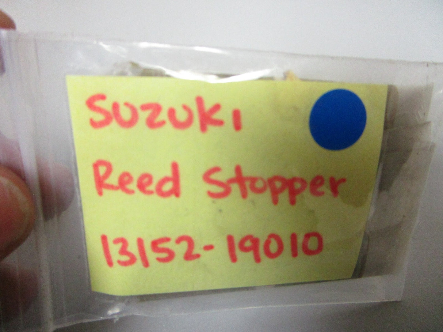 *NEW OEM* 0810 Suzuki Reed Stopper 13152-19010