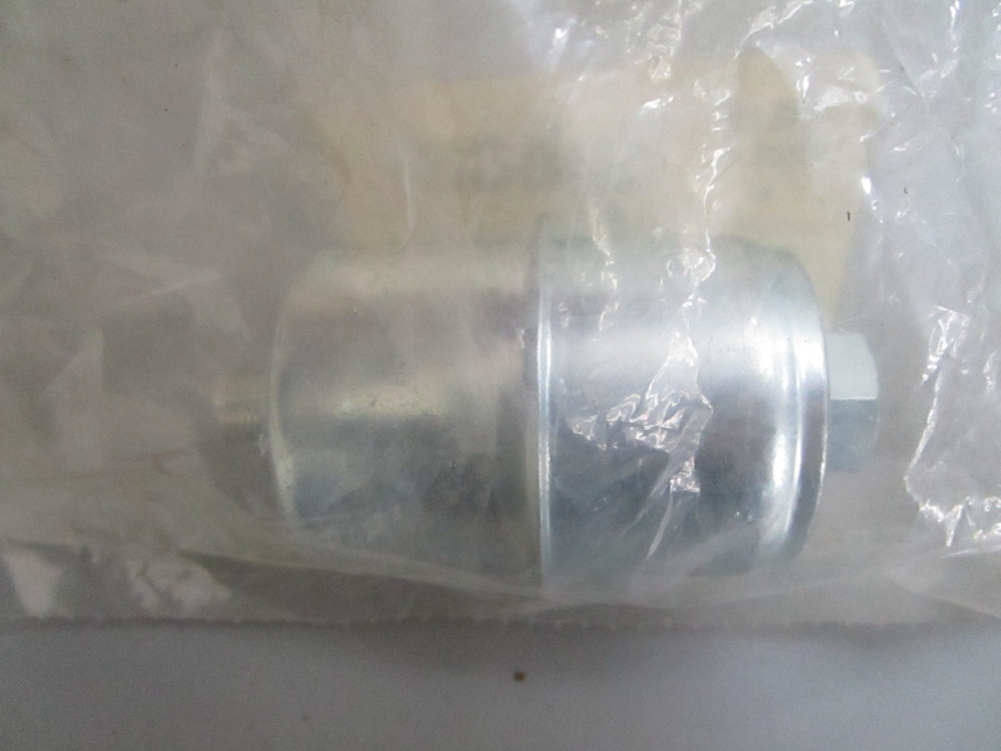 *NEW OEM* 0820 Bobcat Fuel Filter 6512106