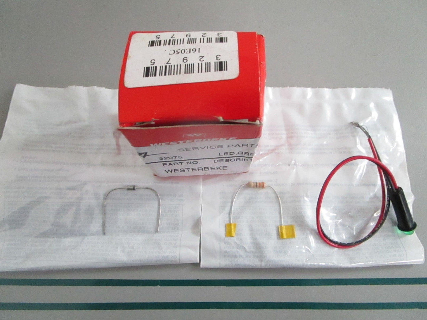 NEW OEM 032975 32975 Westerbeke Green Lens LED 0820