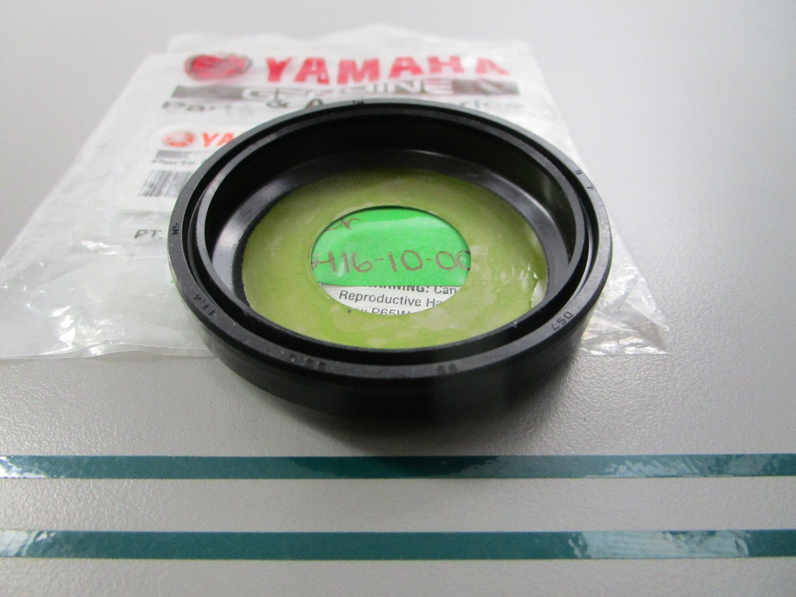NEW OEM 5BP-F3416-10-00 Yamaha Ball Race Cover 0810