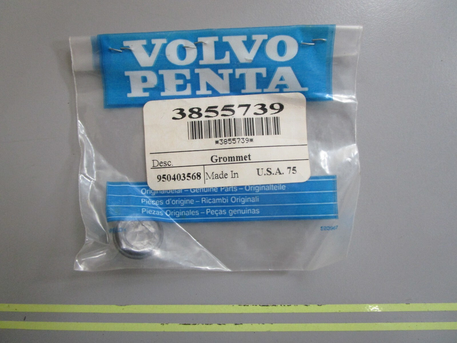 *NEW OEM* 0810 Volvo Penta Grommet 3855739
