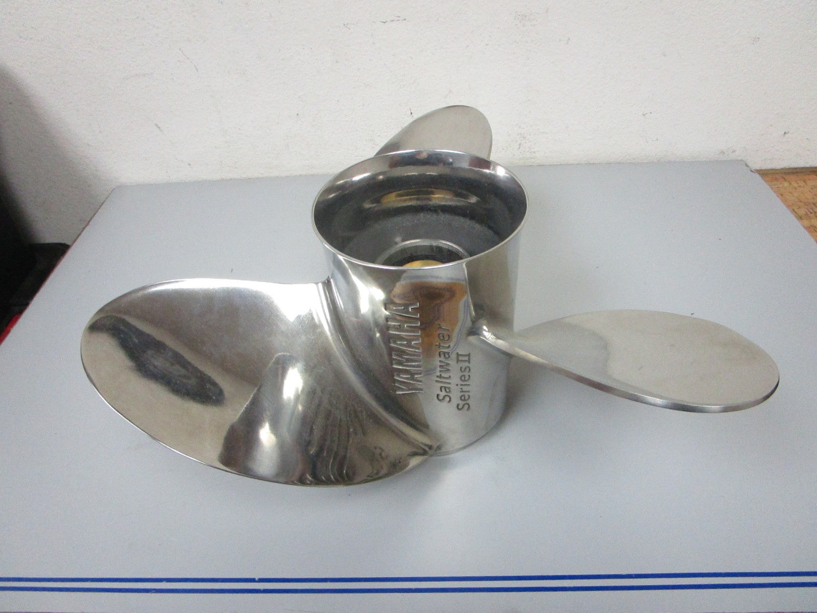 *NEW OEM* 0720 Yamaha Saltwater Series 3 LH SS 15 ¾ x 15 Propeller 6D1-45976-00