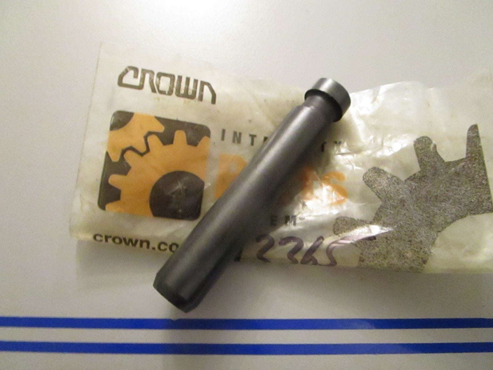 NEW OEM 113365 Crown Shaft Roller 0720