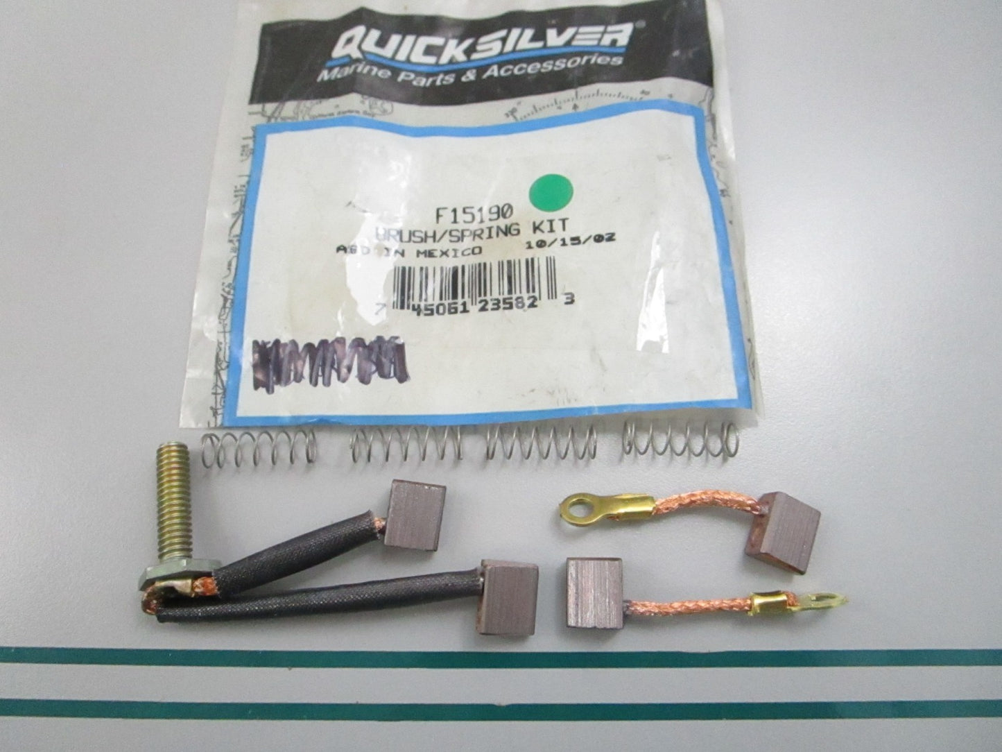 NEW OEM F15190 Mercury Quicksilver Brush/Spring Kit 0810