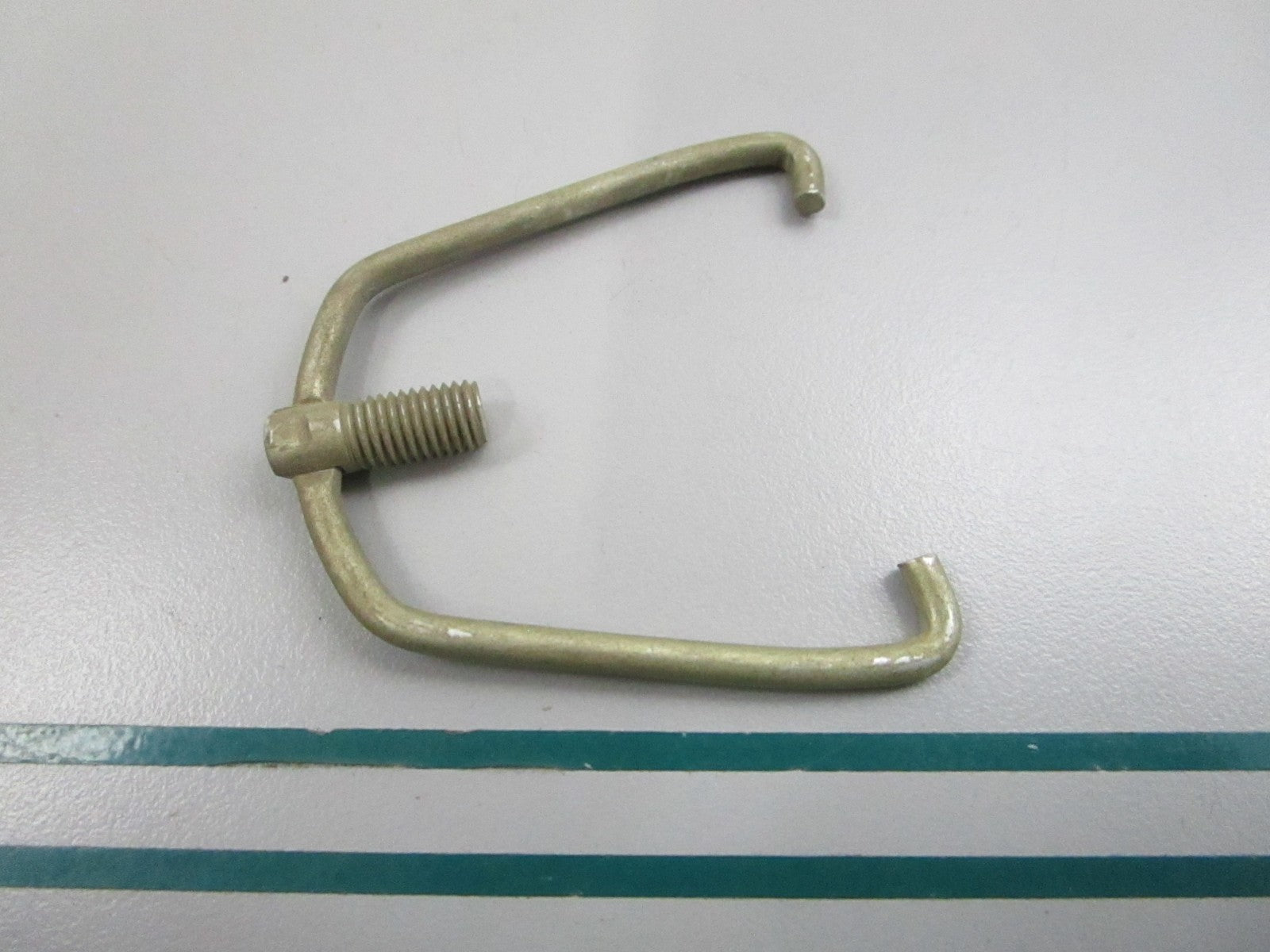 NEW OEM 376327 0376327 OMC Johnson Evinrude Fuel Bowl Clamp 0810