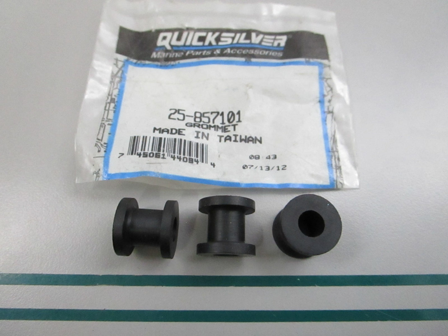 NEW OEM (LOT OF 3) 25-857101 Mercury Quicksilver Grommet 0810