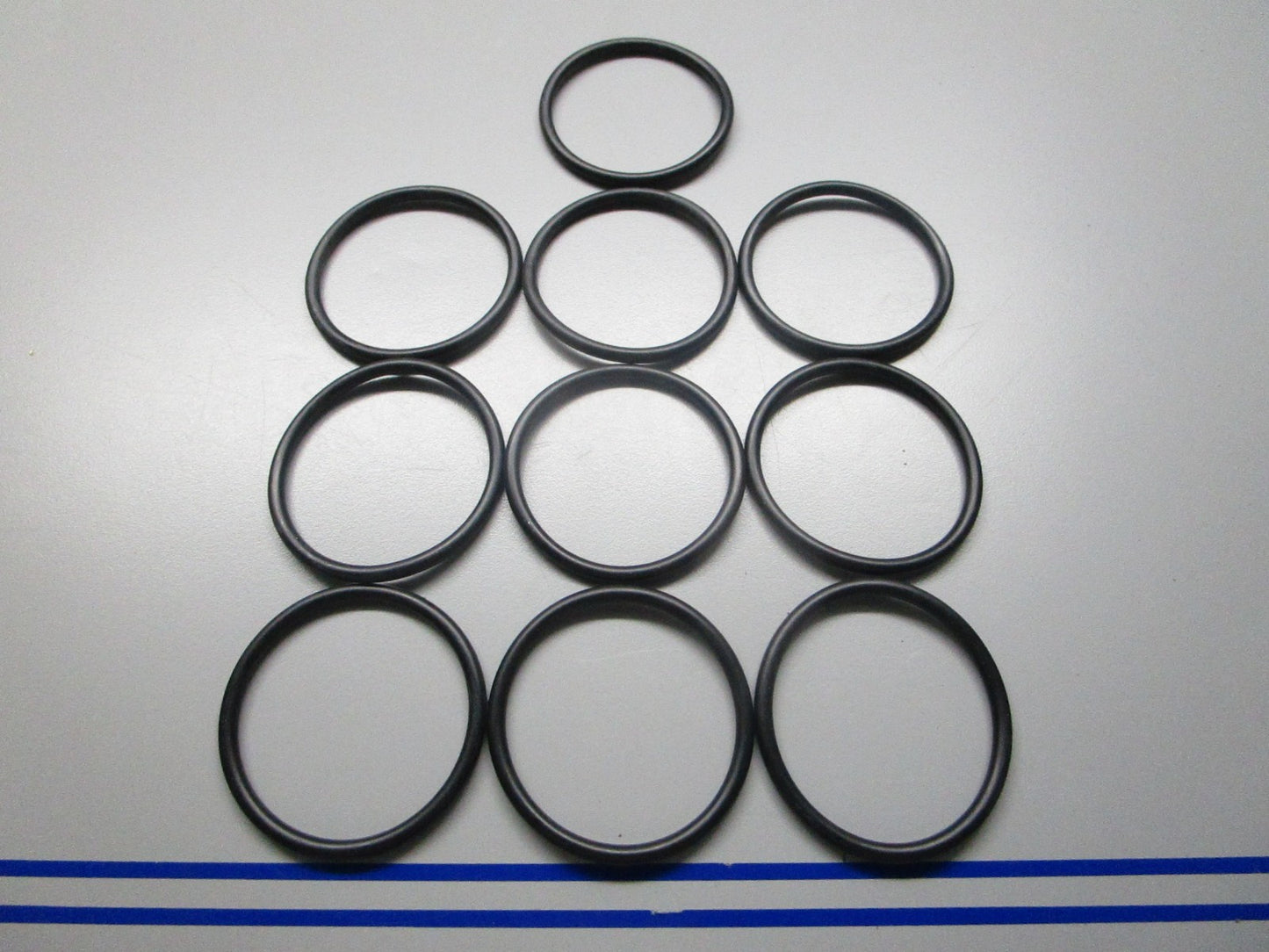 *NEW* (LOT OF 10) 0810 Buna-N Nitrile O-Ring -224