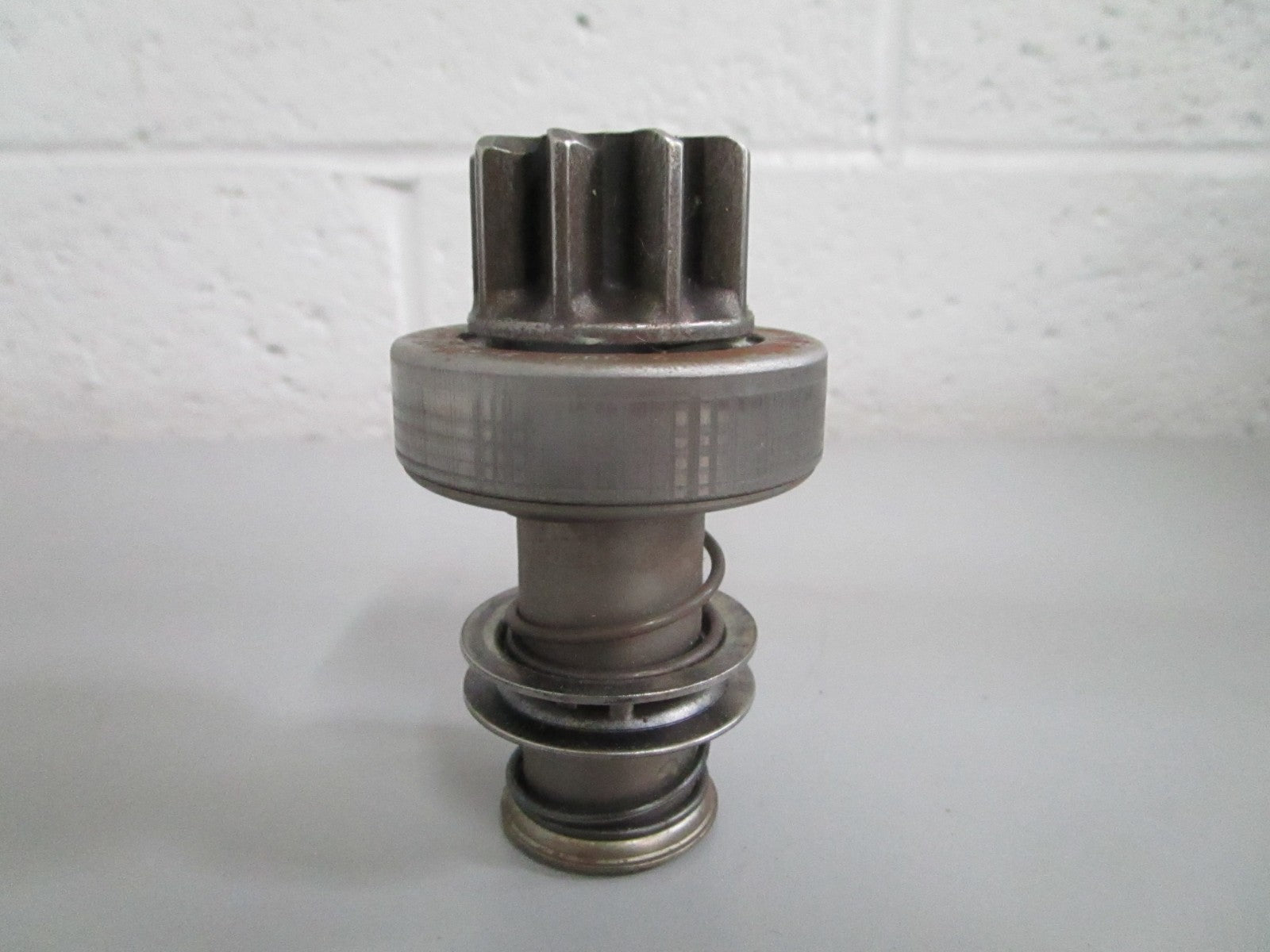 NEW OEM 2006209915 Bosch Starter Drive 0820