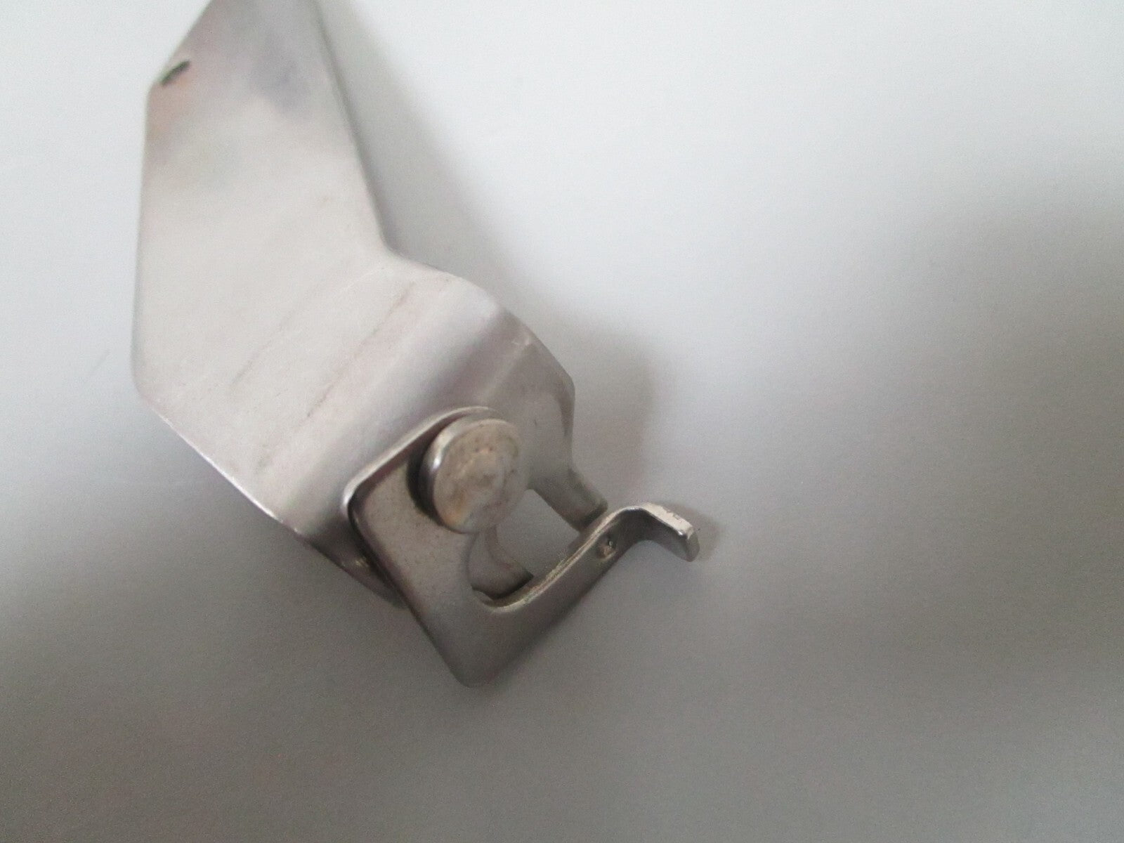 *NEW OEM* 0810 Tohatsu Clutch Cable Clip 346-83870-0 346838700