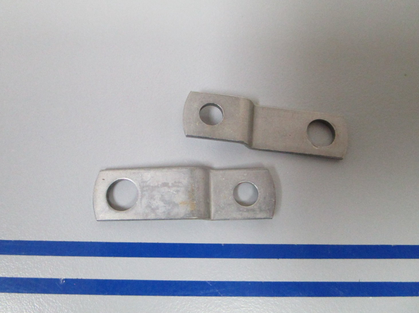 NEW OEM (LOT OF 2) 205041 0205041 OMC Johnson Evinrude Retainer 0810