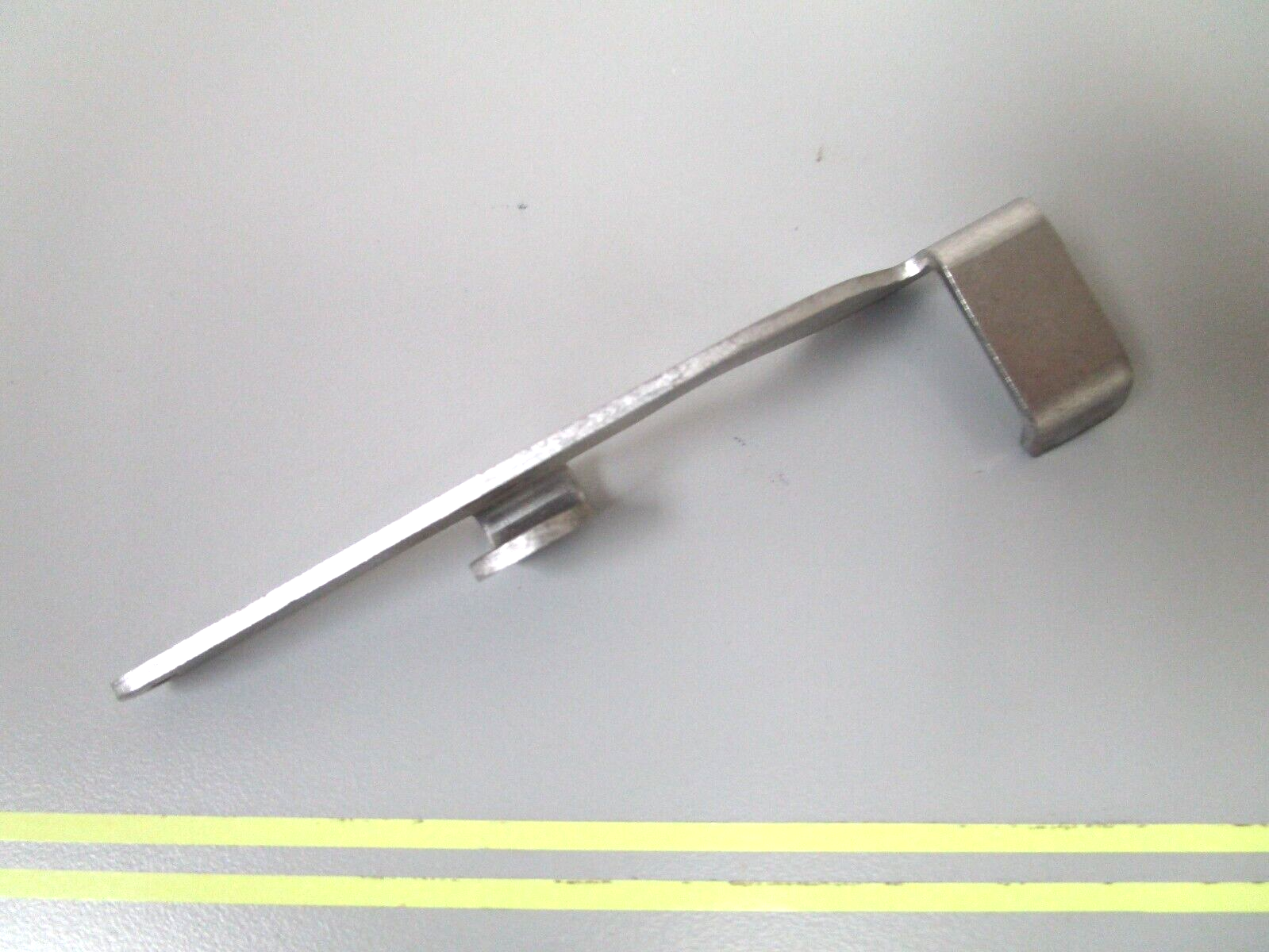 *NEW OEM* 0750 OMC Johnson Evinrude REVERSE LOCK ARM 123711 0123711