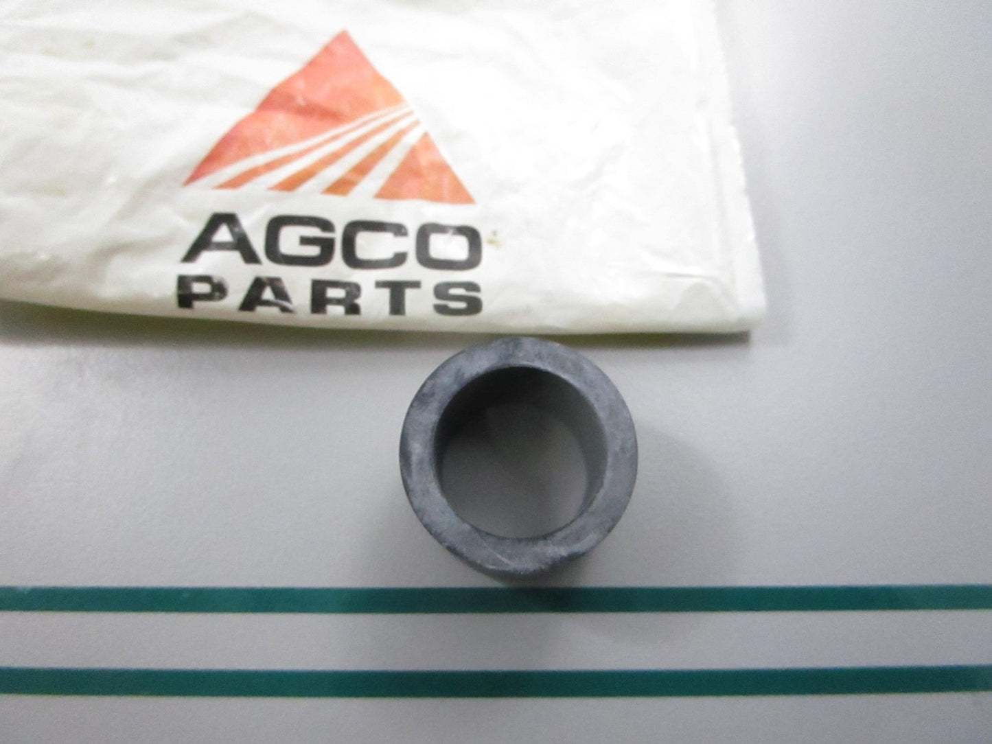 NEW OEM 70918980 AGCO Rubber Sleeve 0810